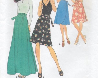 A Front Tie Wrap Skirt with Length & Yoke Variations Sewing Pattern for Women: Uncut - Size 10 Waist 25" • Simplicity 7352 ~ Free Shipping!