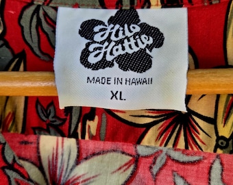 Hilo Hatties Hawaiian Shirt Men's Size XL. Designed in Hawaii - Great Tropical Print