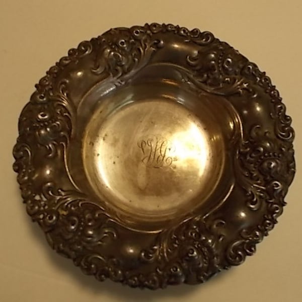 Alvin Sterling Bowl 1886 to present  w/detailed Raised Vines and Blooms Monogramed w/Makers Mark 404