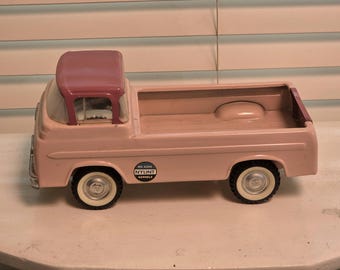 Pink 60s Ford Econoline Pick-Up NYLINT KENNELS No. 6200
