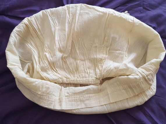 Exquisite Victorian Hand Crocheted Infant Dress - image 5