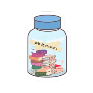 Può includere: Un barattolo di vetro blu con un coperchio blu pieno di una pila di libri colorati. Il barattolo ha un'etichetta che dice "antidepressivi".