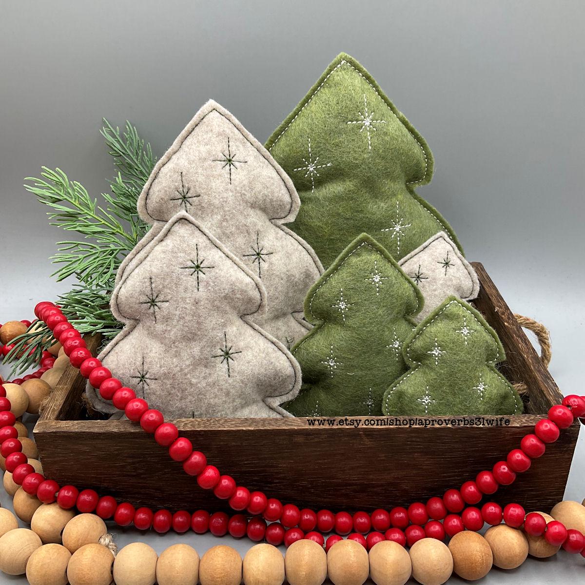 HERZONE 8 Decorazioni A Forma Di Alce In Feltro Per Albero Di Natale, Multicolore, 5x5 Cm