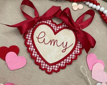 ITH Scalloped Edge Heart Name Tag Banner - Valentines Heart Tag - Basket Name Tag - In The Hoop Gift Tag 3 sizes - 4x4 5x7 6x10
