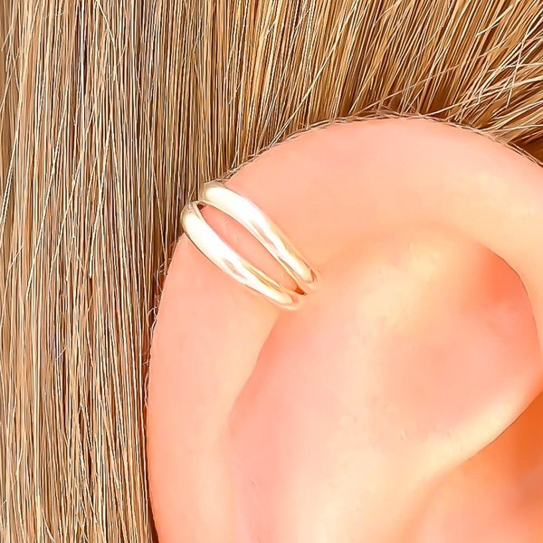 Silver Cartilage Ear Cuff, Tiny Ear Cuff, Minimalist Ear Cuff, Sterling Silver, Non Piercing Ear Cuff, Cuff Earrings