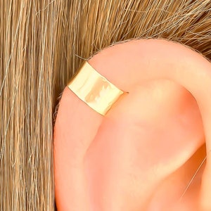 14K Gold Filled Flat Wide Ear Cuff, Non Pierced Mini Cartilage Ear Wrap Earring, Hammered Finish, Gift for Sister & Friend, Water Friendly