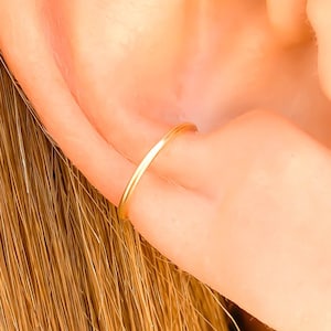 Minimalist 14K Gold Filled Ear Cuff, No Pierce Adjustable Conch Cartilage Ear Wrap, Round Wire Water Friendly, Gift for Best Friend & Sister