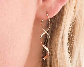 Aokarry Copper Earring for Women Zircon Rose Spiral Aokarry Copper Earring for Women Zircon Rose Spiral