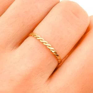 Twist Stacking Rings, Gold Stackable Rings, Gold Filled Stacking Ring, Twist Gold Fill Ring, 14K Gold Filled Twisted Ring, Dainty Gold Ring