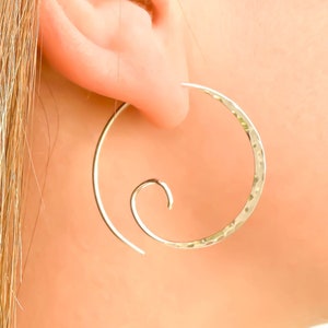Thick Spiral Earrings, Silver Hoop Earrings, Sterling Silver Earrings, Hammered Hoop Earrings, Spiral Hoop Earrings, Minimalist Earrings