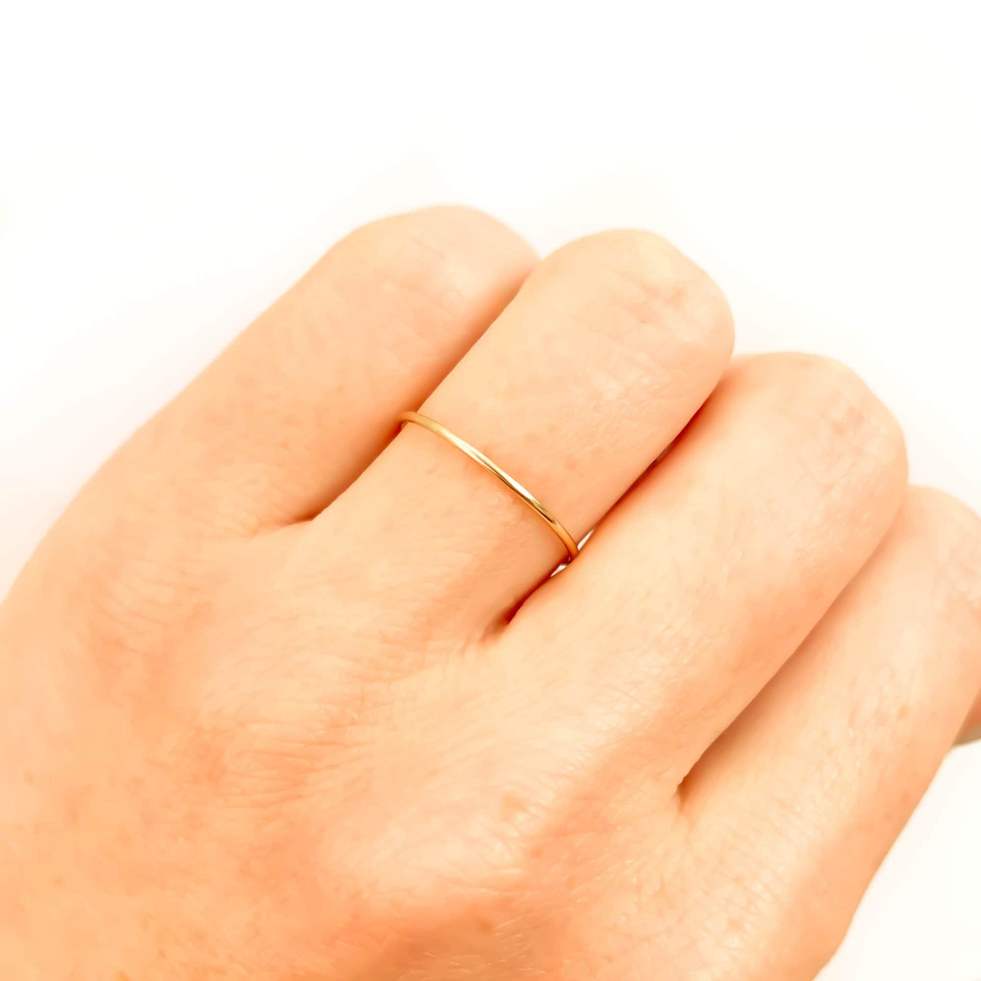 Thin 14k gold ring sale
