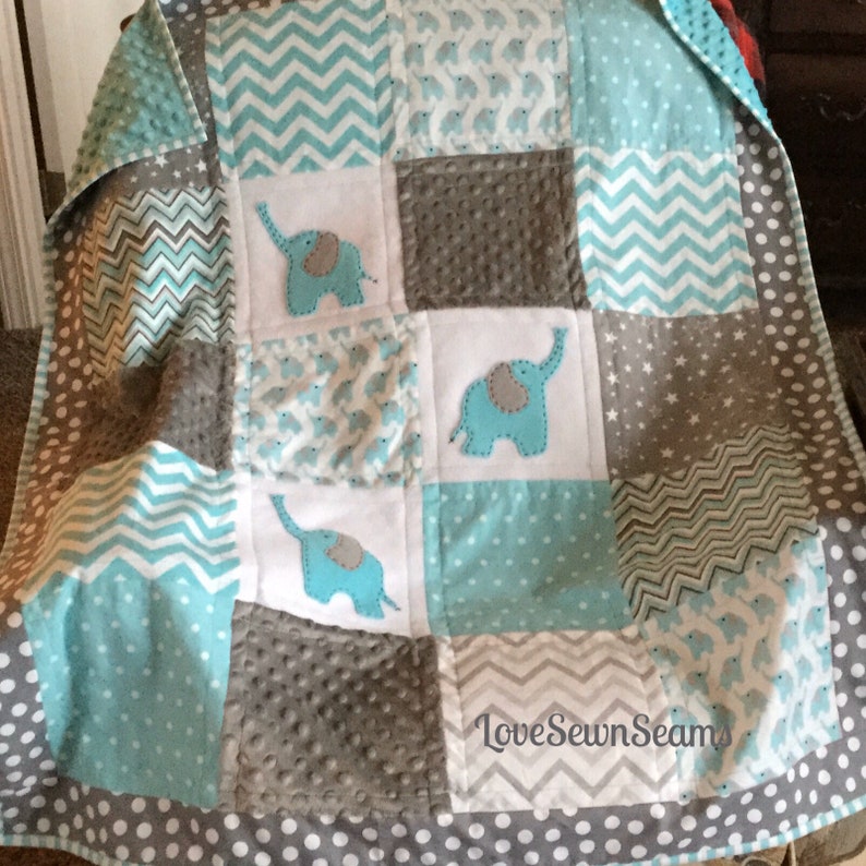 Elephant quilt/Elephant baby quilt/Elephant blanket/handmade Etsy