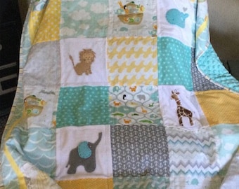 NOAHS ARK QUILT/Ark baby quilt/Noahs Ark Crib Mobile/Neutral baby quilt/Handmade baby quilt