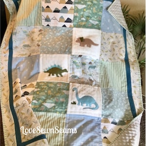Dino quilt**Sage & Gray Dinosaur quilt/Many size options