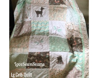 WOODLAND Quilt/Ships now/Sweet Nature Quilt/Crib Quilt/Handmade USA/Mint and Gray quilt
