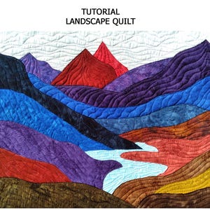 Könnte beinhalten: Eine Landschaftssteppdecke mit einer Bergkette im Hintergrund, einem Fluss, der sich im Vordergrund schlängelt, und einem Himmel mit weißen Wolken. Die Berge bestehen aus verschiedenen Blautönen, Lila und Rot. Der Fluss besteht aus hellblauem Stoff. Der Himmel besteht aus weißem Stoff.