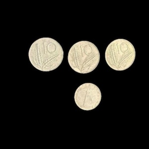 Set aus vier Italienischen Lira Münzen - Drei 10 Lira Münzen und eine Fünf Lira Münze