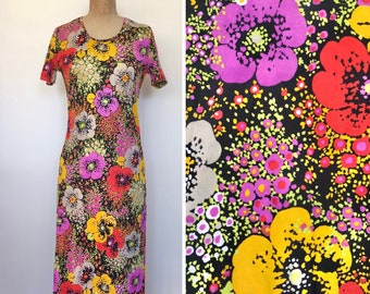 Vintage Size 6 Bright Floral Knit Maxi Dress