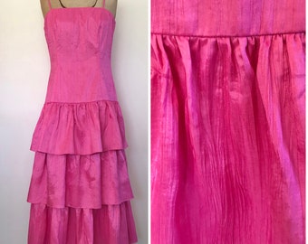 Vintage Pink Sleeveless Tiered Dress SIZE 12 Crinkled Polyester Crepe