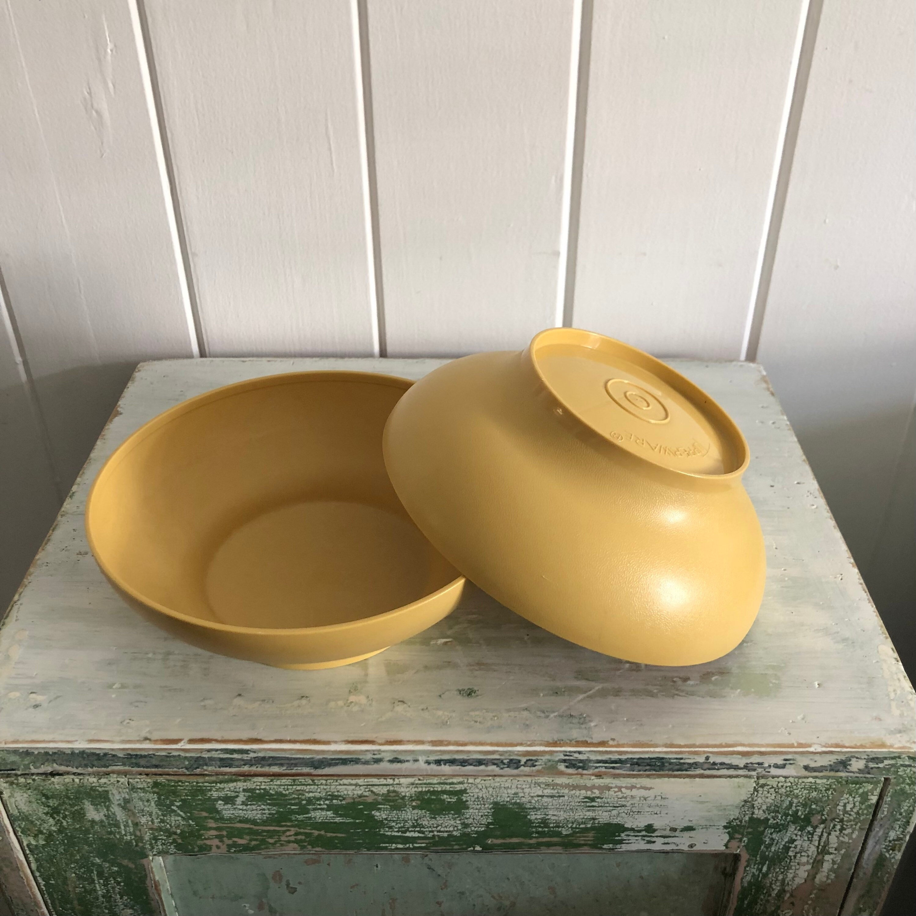 Vintage Tupperware dish or bowl for cereal or pudding, lilac, VINTAGE  TUPPERWARE