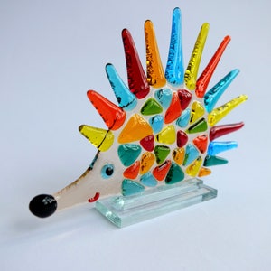 Handmade Fused glass Hedgehog, Color Hedgehog, Glass Souvenir, Fusing Technique, home decor, glass sculpture, glass figurines image 4