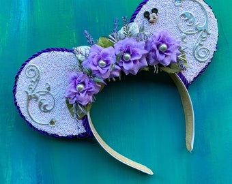 Shiny White and Silver Sequin Mouse Ears with Light Purple Roses