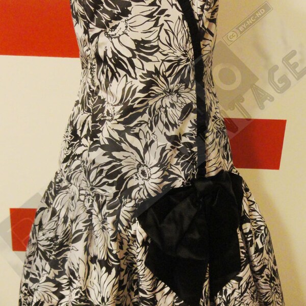Black and White Bow Dress - Etsy