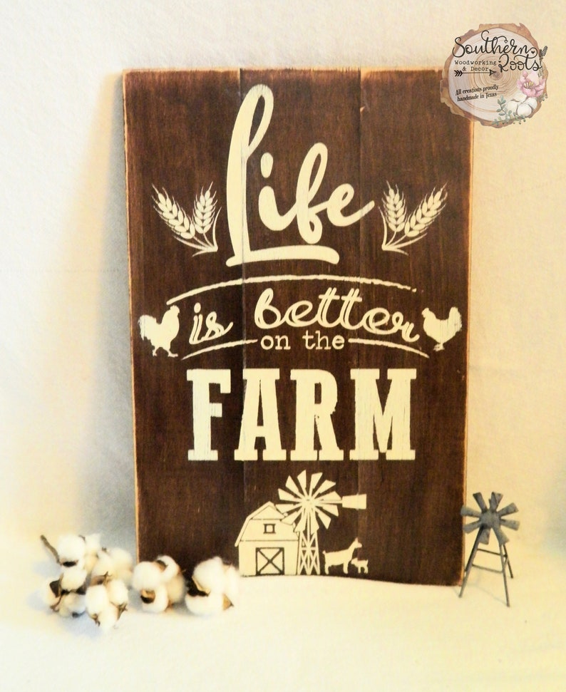 Rustic Shiplap Style Life Is Better on the Farm Sign Goat Chicken Farmhouse Pallet Style Distressed Farmhouse Home Decor Wall Hanging