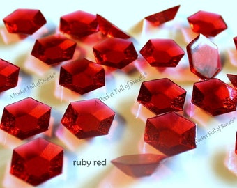 Wedding Cake Decorations, Isomalt Gemstones, Sugar Diamonds, Garnet Stone, Ruby Red, BURGUNDY, Cupcake Toppers, Cake Decorator, Sugar Gems