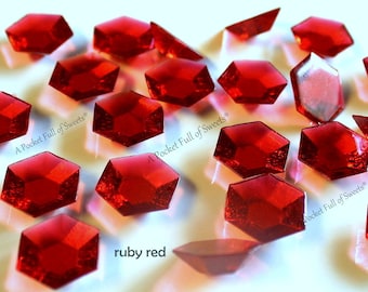 Sugar Gems, Wedding Cake Decorations, Isomalt Gemstones, Sugar Diamonds, Sugar Jewels, Garnet Stone, Garnet Crystal, Vegan Friendly