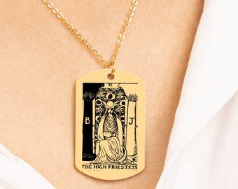 Gepersonaliseerde hogepriesteres tarotketting: gegraveerde spirituele hanger