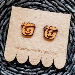 Boo Bucket Pumpkin Earrings // Halloween Earring // Stud Earrings // Fast Food Bucket // Fast Food Earrings // Wood Earrings // Halloween
