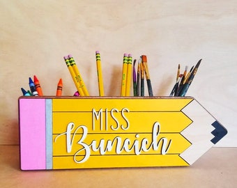 Custom Teacher Name Pencil Desk Caddy // Desk Orgranizer // Classroom Decor // School Supplies Holder // Teacher Appreciation Gift // Custom