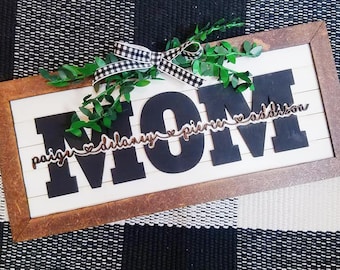 Personalized Shiplap Mom Sign // Shiplap Sign // Mother's Day Gift // Gift for Mom // Grandma Gift // Kids Names // Wooden Shiplap Sign //