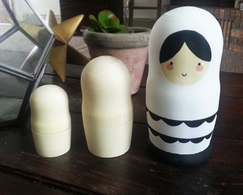 making nesting dolls