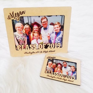 Custom Graduation Frame / Graduation Gift Idea / Graduation Frame / Custom Name Frame / Custom School Frame / Gift Idea / Custom Magnet