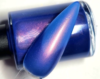 Limited Edition Indie Nail Polish - Bella - Thermal Light Blue to Dark Blue Nail Lacquer