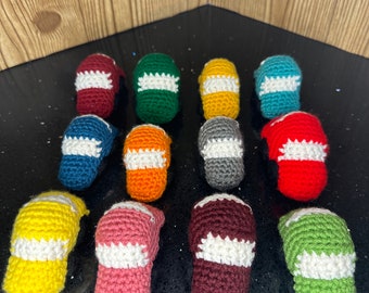 Spielzeugautos (6 in einem Set), Häkeln Spielzeugautos