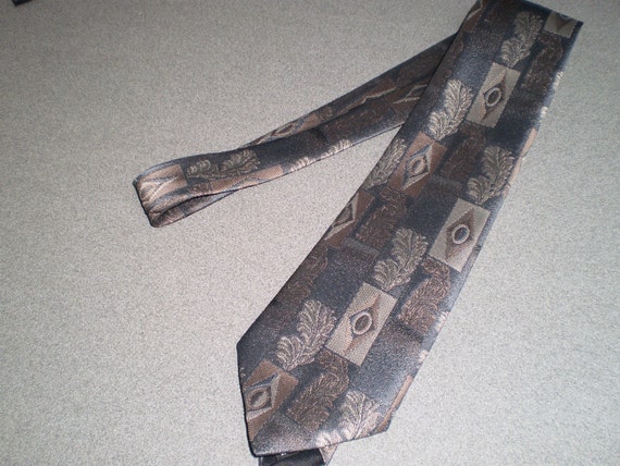 SALE Exquisite Necktie by Towncraft - image 1