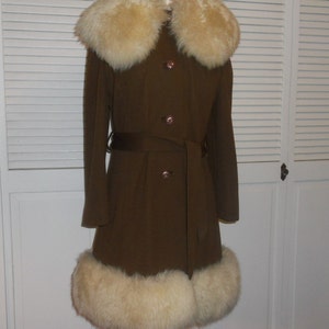 Vintage Brown Wool 1960s coat with sheepskin collar and hemline