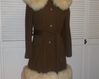 Vintage Brown Wool 1960s coat with sheepskin collar and hemline
