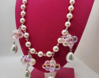 ANGELIC CLOUDS NECKLACE In Sunset Pink