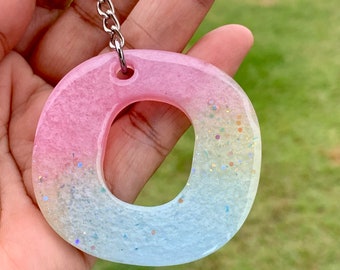 O Letter Resin Keychain - Pastel Rainbow