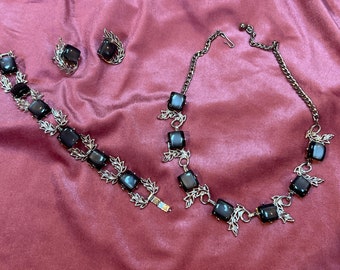 Vintage Lee Sands Jewelry Set