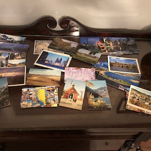 Lot de 44 Cartes postales NEW & VINTAGE