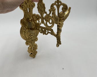 Juego de candelabros de pared de querubín de latón vintage con campanas de 9,5" estilo Regencia adornado