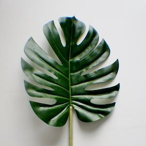25&quot; Palm Leaf, Monstera Leaf, Green Stem, Greenery, Faux Leaf, Artificial Plants, Green stems, Leaf Stem, Home Accents, Wedding Greens
