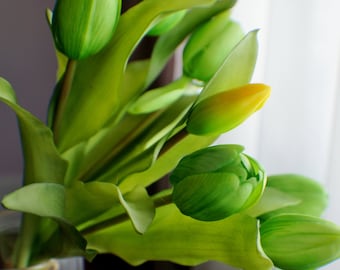 Real Touch Green tulips, Bunch of 7 Silk Artificial Flowers, DIY wedding, wreath making, bouquet supplies, newborn flowers