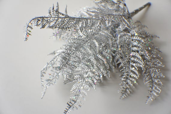 15 "Silber Glitzernder Frosted Farn Strauch Knstlicher Fichtenstiel  Weihnachtsgrn Wintergrn Urlaub Knstlicher Immergrner Spitzenfarn -  Etsy.de