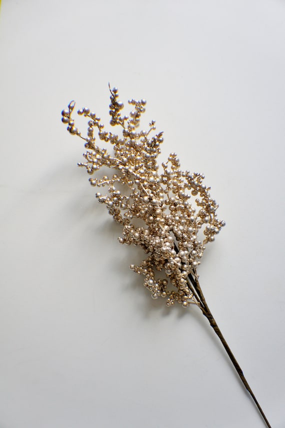 6 Branches De Pin Artificielles Avec Baies Rouges Et Pommes De Pin - 35 Cm, Décoration Noël Hiver
